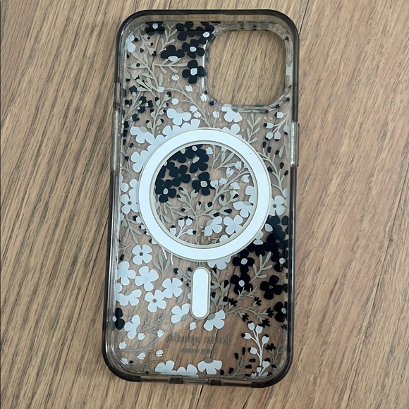 iPhone 13 Cases | bundle of 2 | excellent used condition - Picture 5 of 5